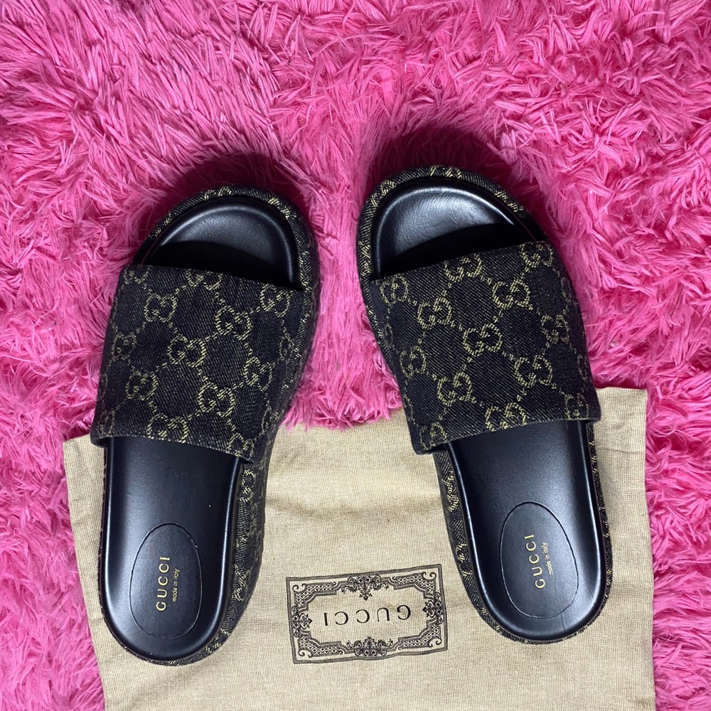 Authentic Gucci Denim Platform Slides - Picture 5 of 7
